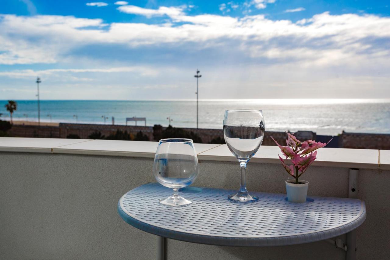 Poseidon Beach Apartment & Parking By Cadiz4Rentals Exteriér fotografie